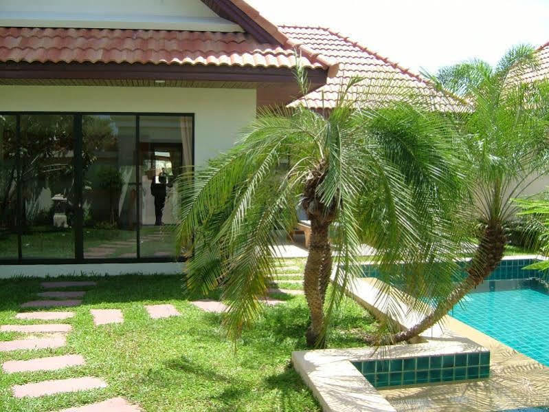 View Talay Villas Chonburi Exterior photo
