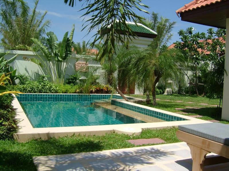 View Talay Villas Chonburi Exterior photo
